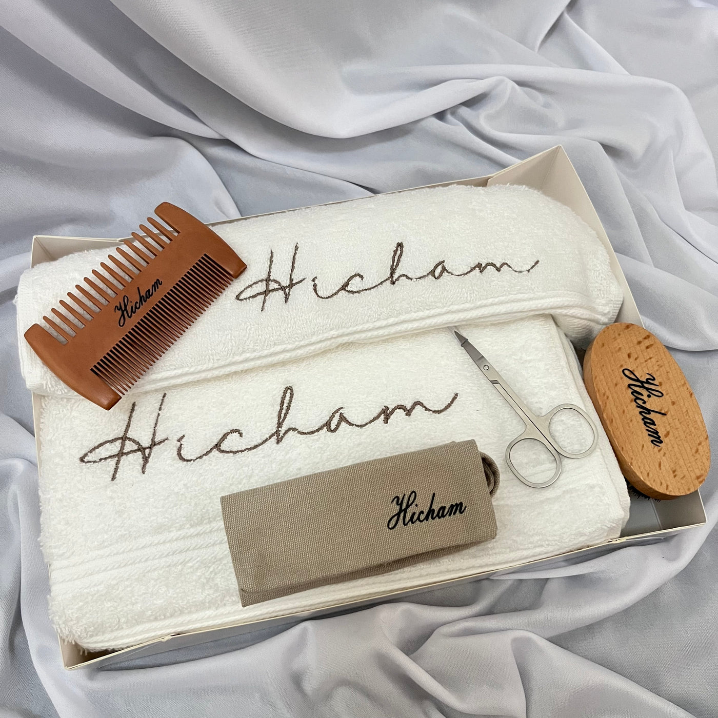 ESSENTIALS BEARD BOX BRODÉE