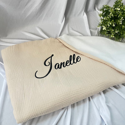 COUVERTURE BRODÉE