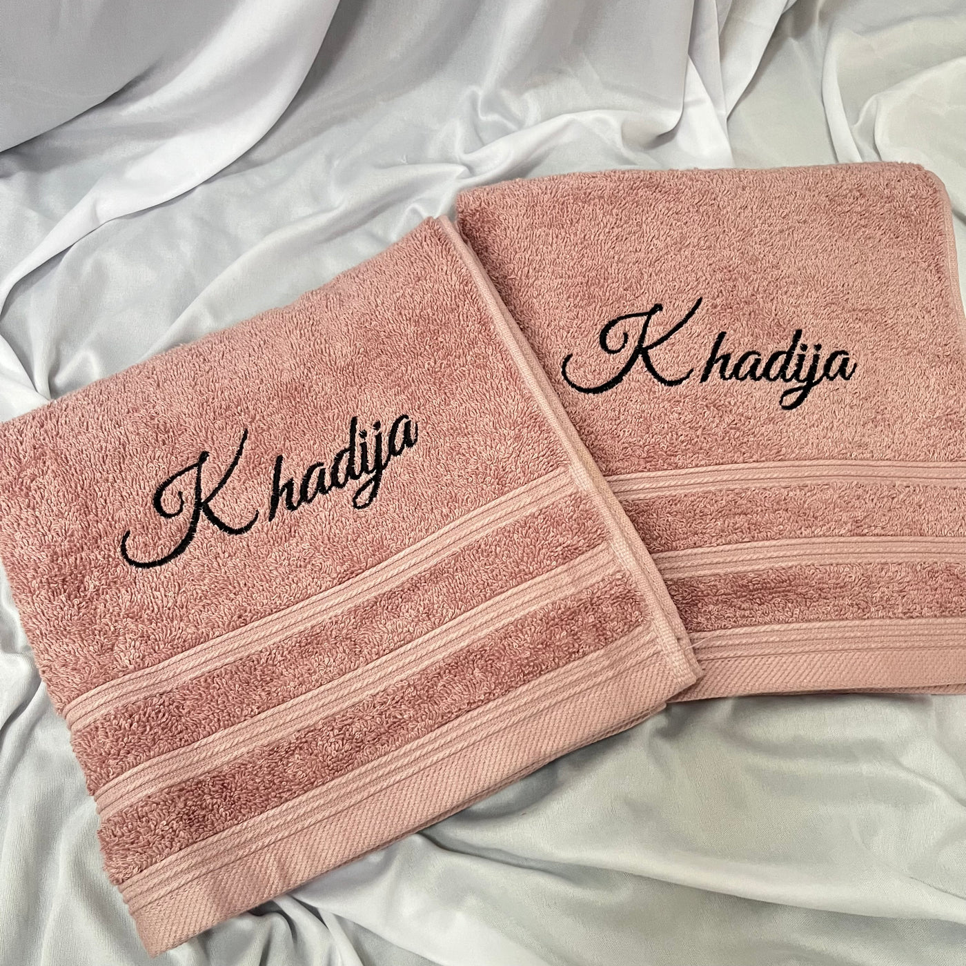 MOYENNE SERVIETTE BRODÉE