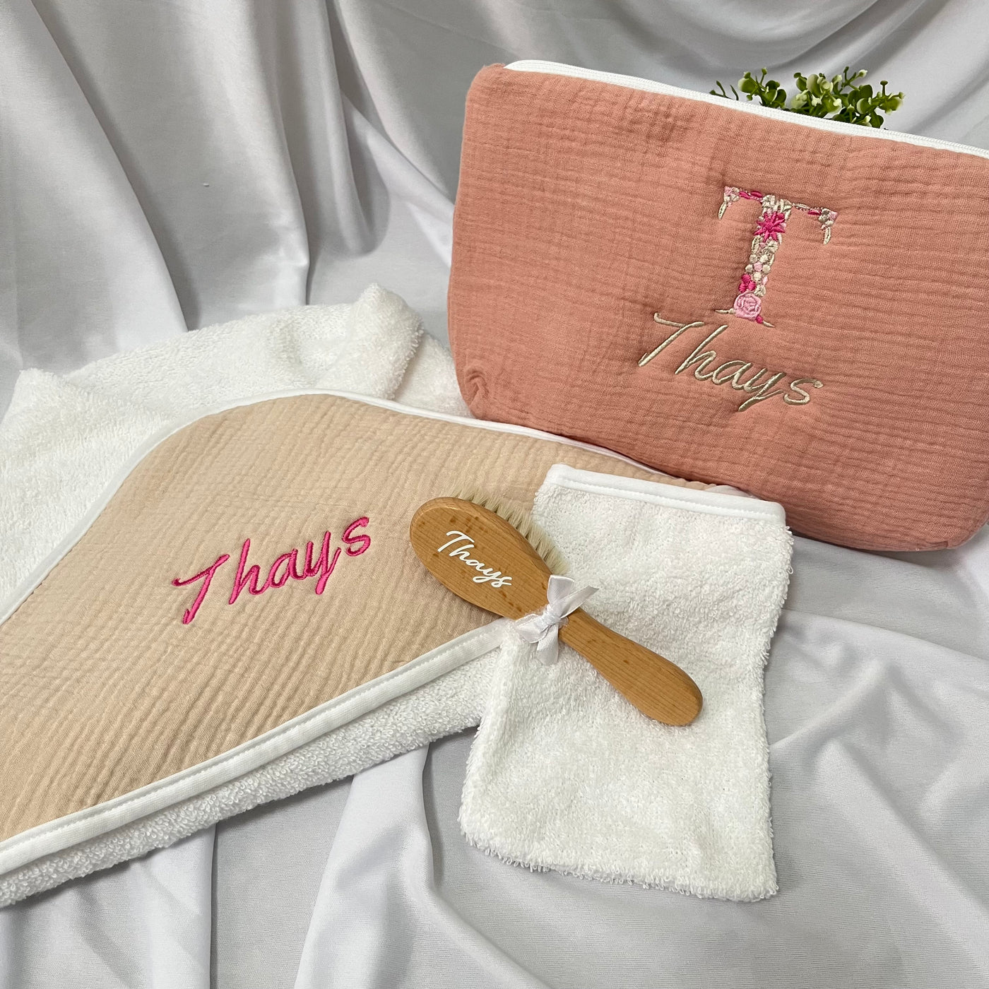 BOX BAIN BRODÉE