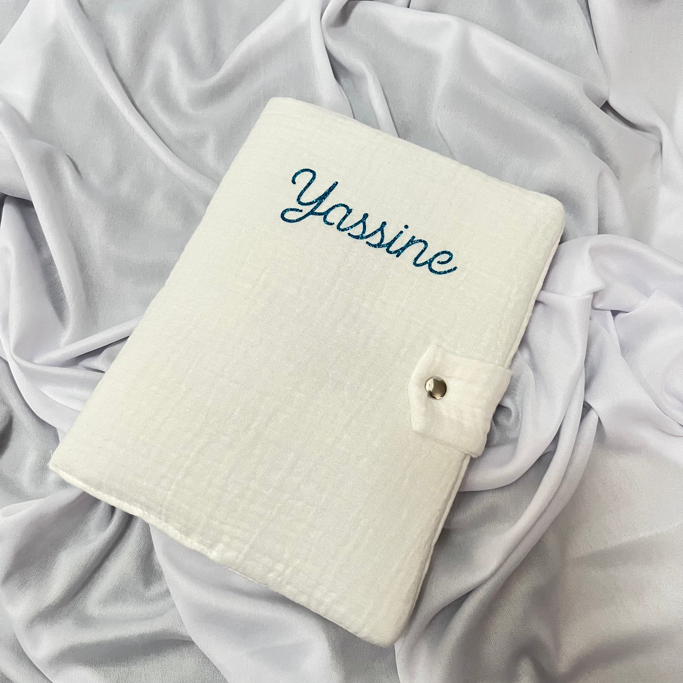 PROTÈGE CARNET DE SANTÉ FLOQUÉ